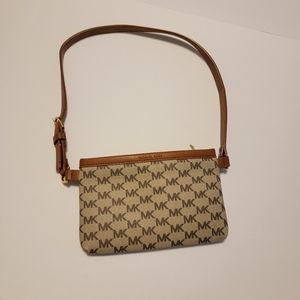 Micheal Kors Fanny Pack, Camel Color with Beige. Gold Buckle Detail